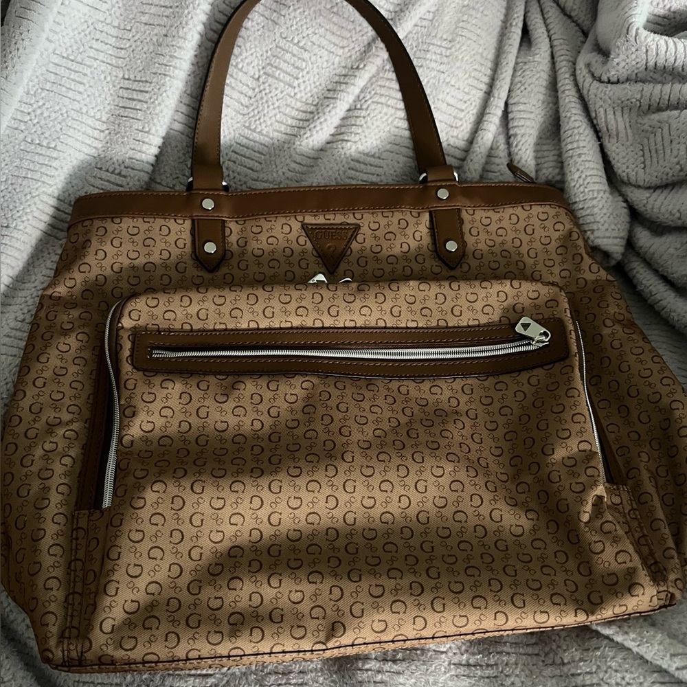 Guess Brown Monogram Travel Tote with Front Zip Pocket never use